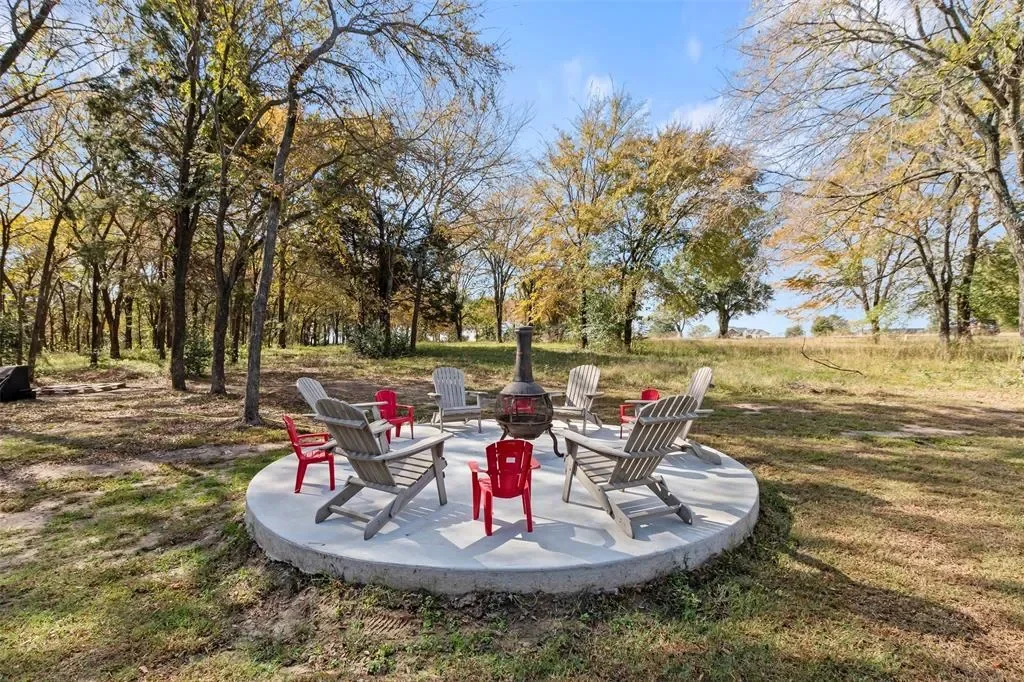 313 Cedar Creek Landing Lane, Mabank, Texas, United States. - Photo 4