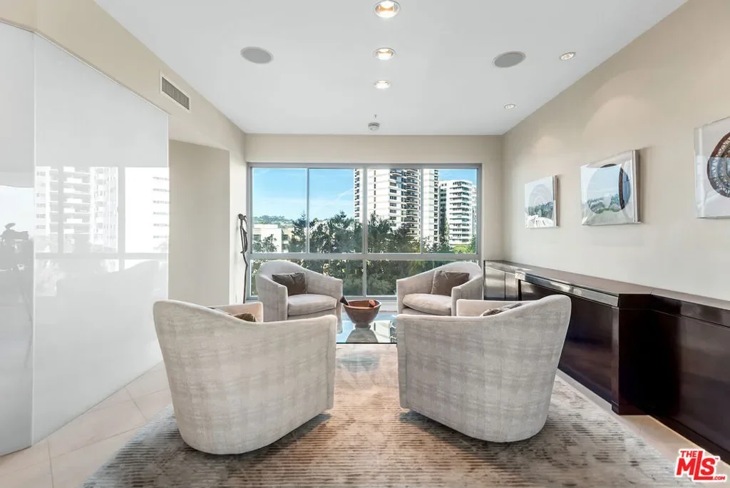 10490 Wilshire Boulevard 604, Los Angeles, California, United States. - Photo 16