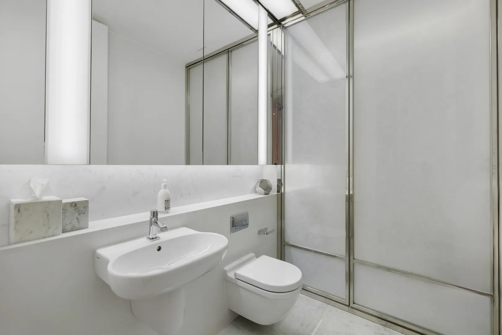 3315 Collins Ave, Miami Beach, Florida, United States. - Photo 28