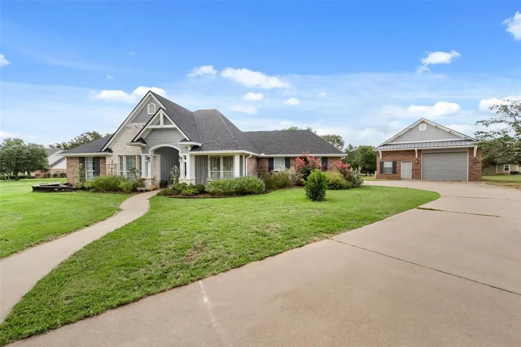 306 Kash Derrick Drive, China Spring, TX 76633, China Spring, Texas, United States. - Photo 24
