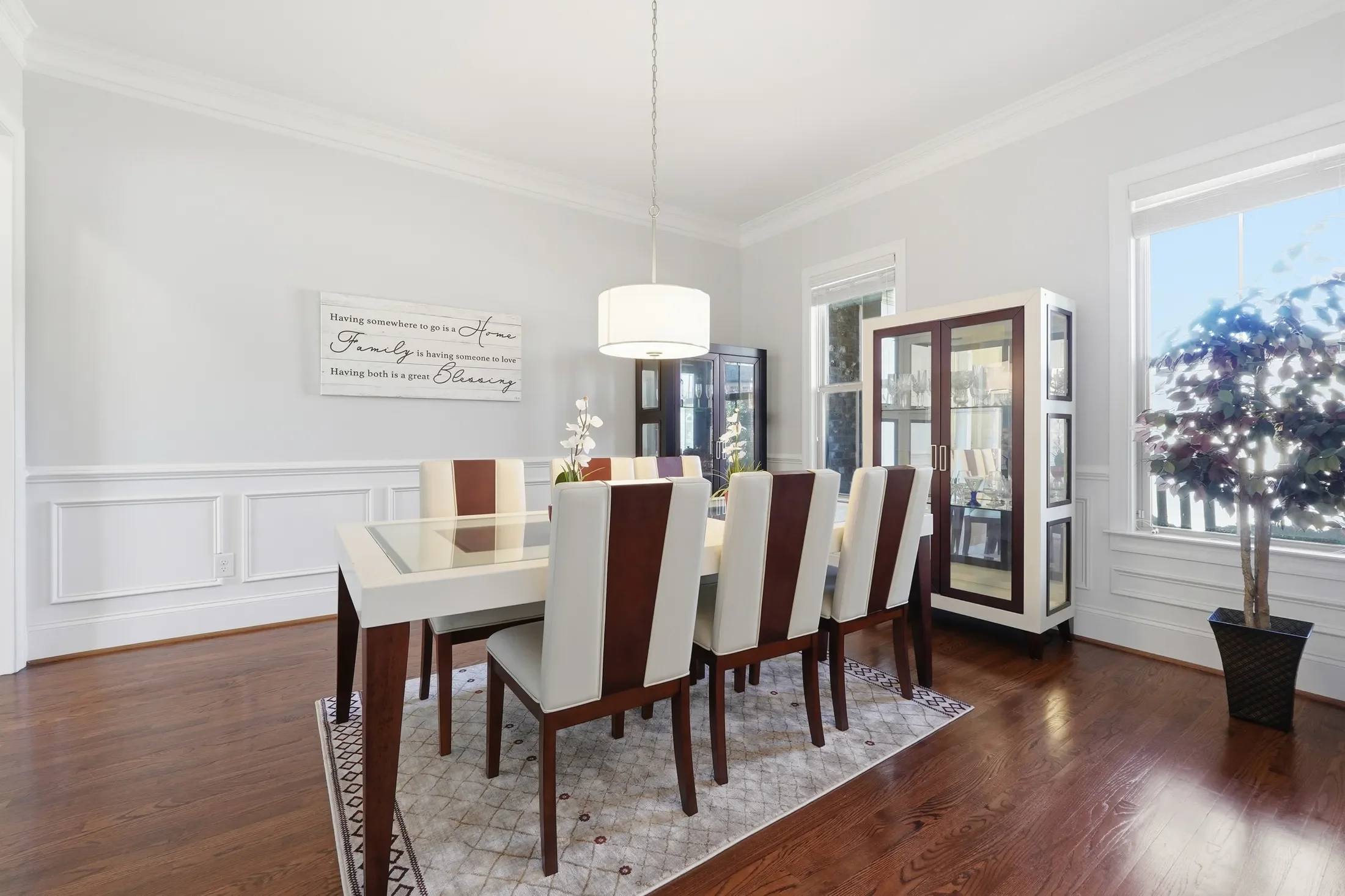 Gallery photo 8