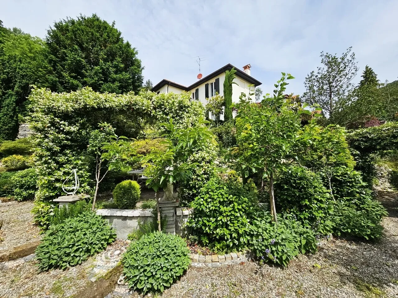 28813 Bee, Province of Verbano-Cusio-Ossola, Italy, Bee, Piedmont, Piedmont, Italy. - Photo 15