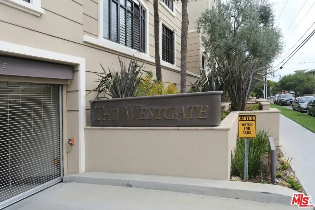 11847 Gorham Avenue 302, Los Angeles, California, United States. - Photo 26