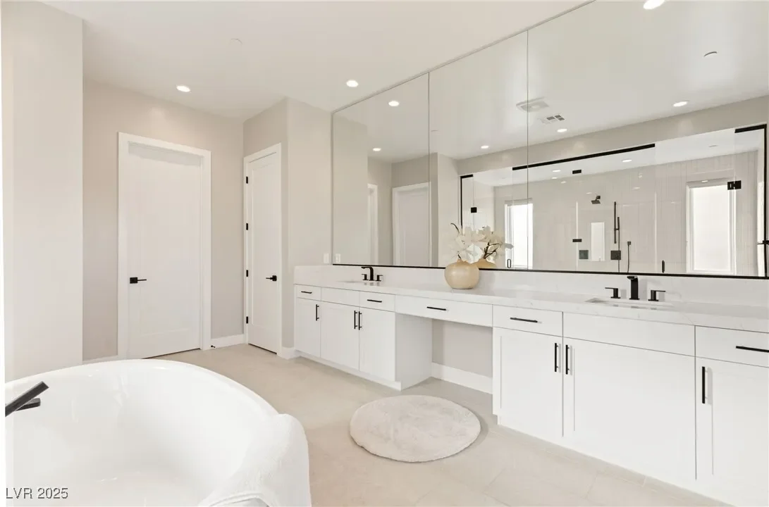 4822 Shady Ridge Drive, Las Vegas, Nevada, United States. - Photo 18