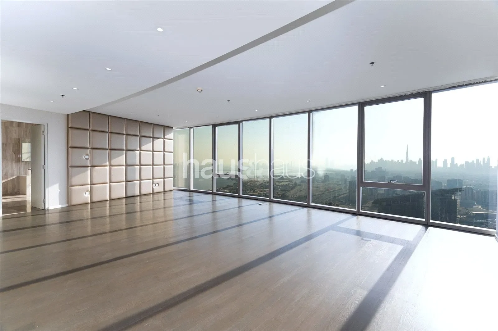 Gallery photo 8