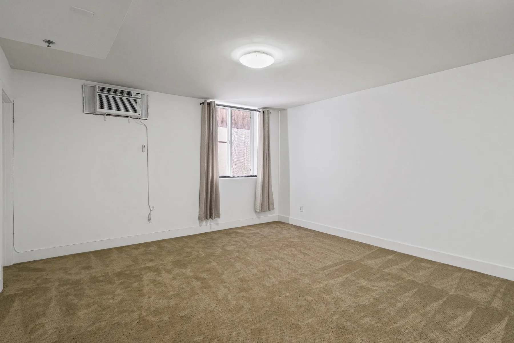 Gallery photo 3