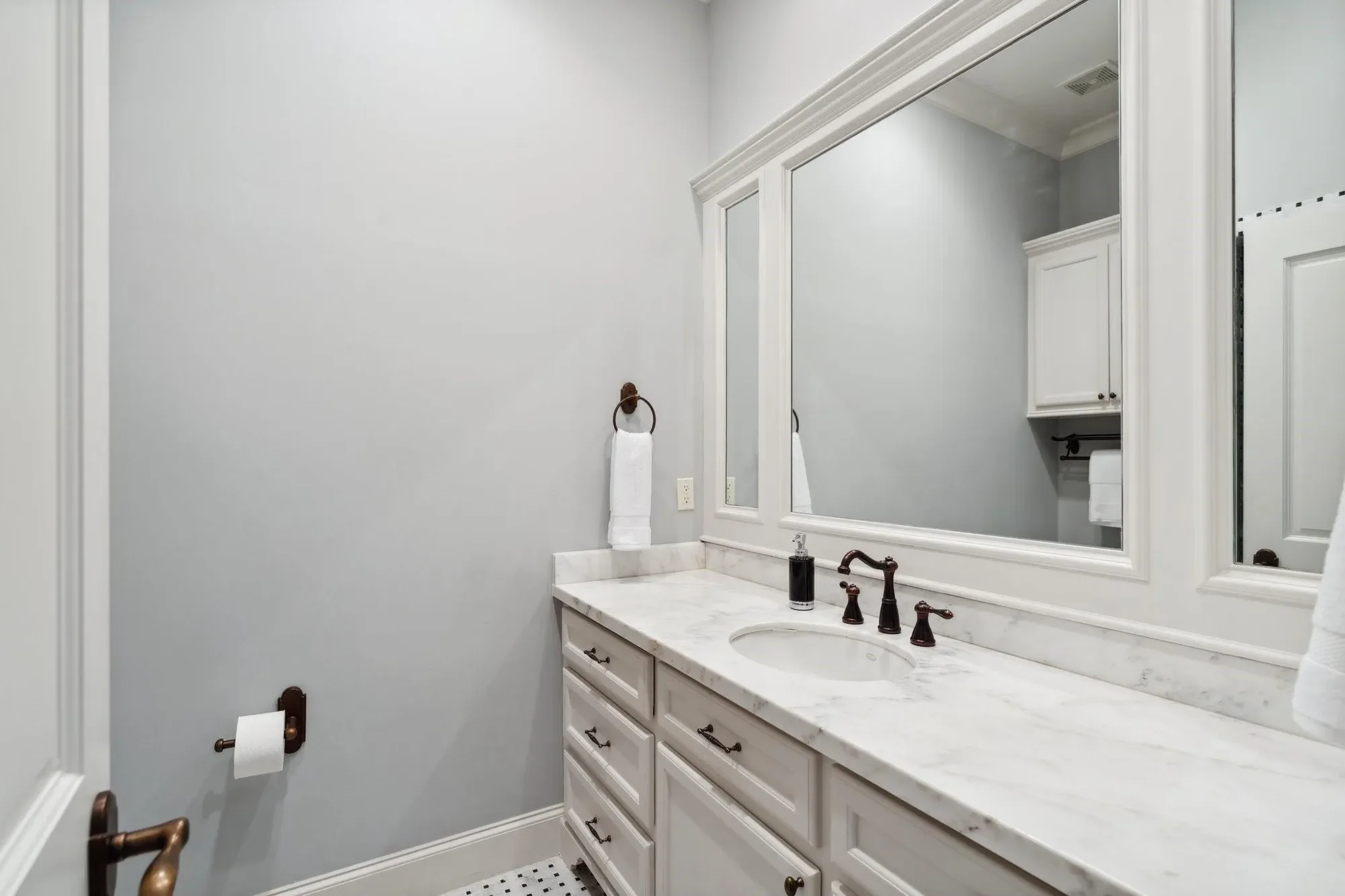5626 Willers Way, Houston, Texas, United States. - Photo 22