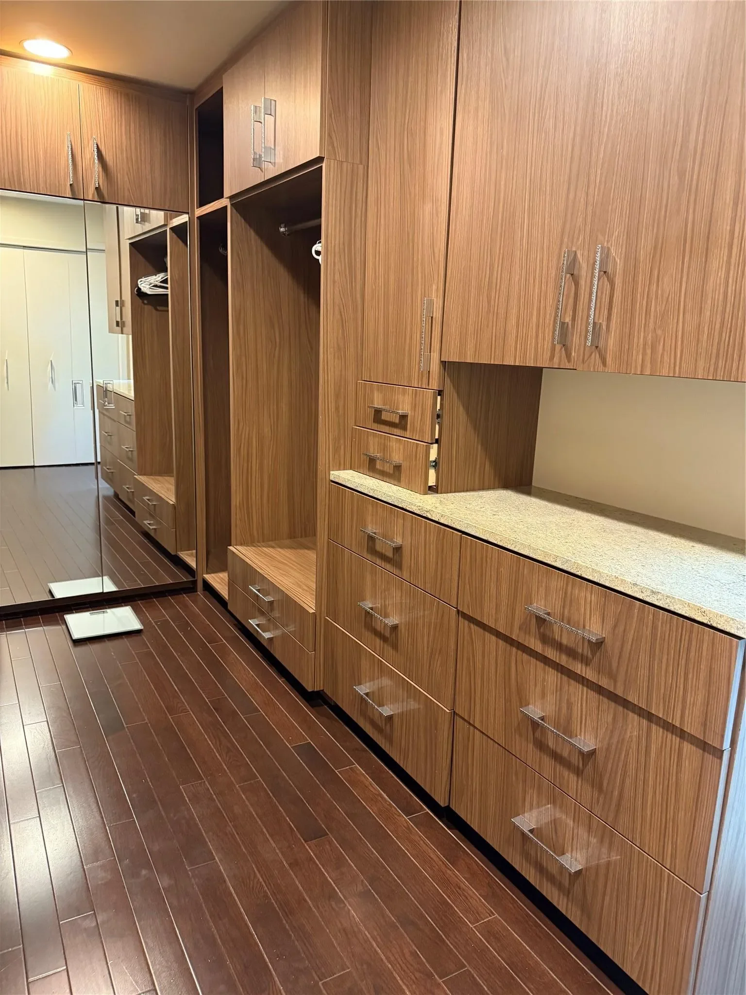 Gallery photo 10
