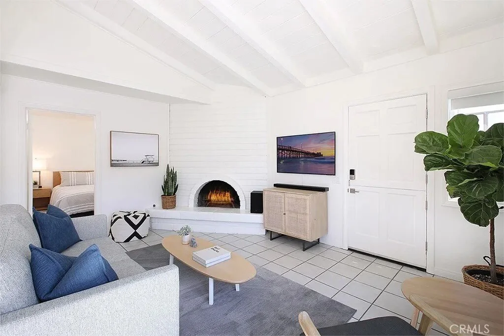 203 Cedar Street A & B, Newport Beach, California, United States. - Photo 14