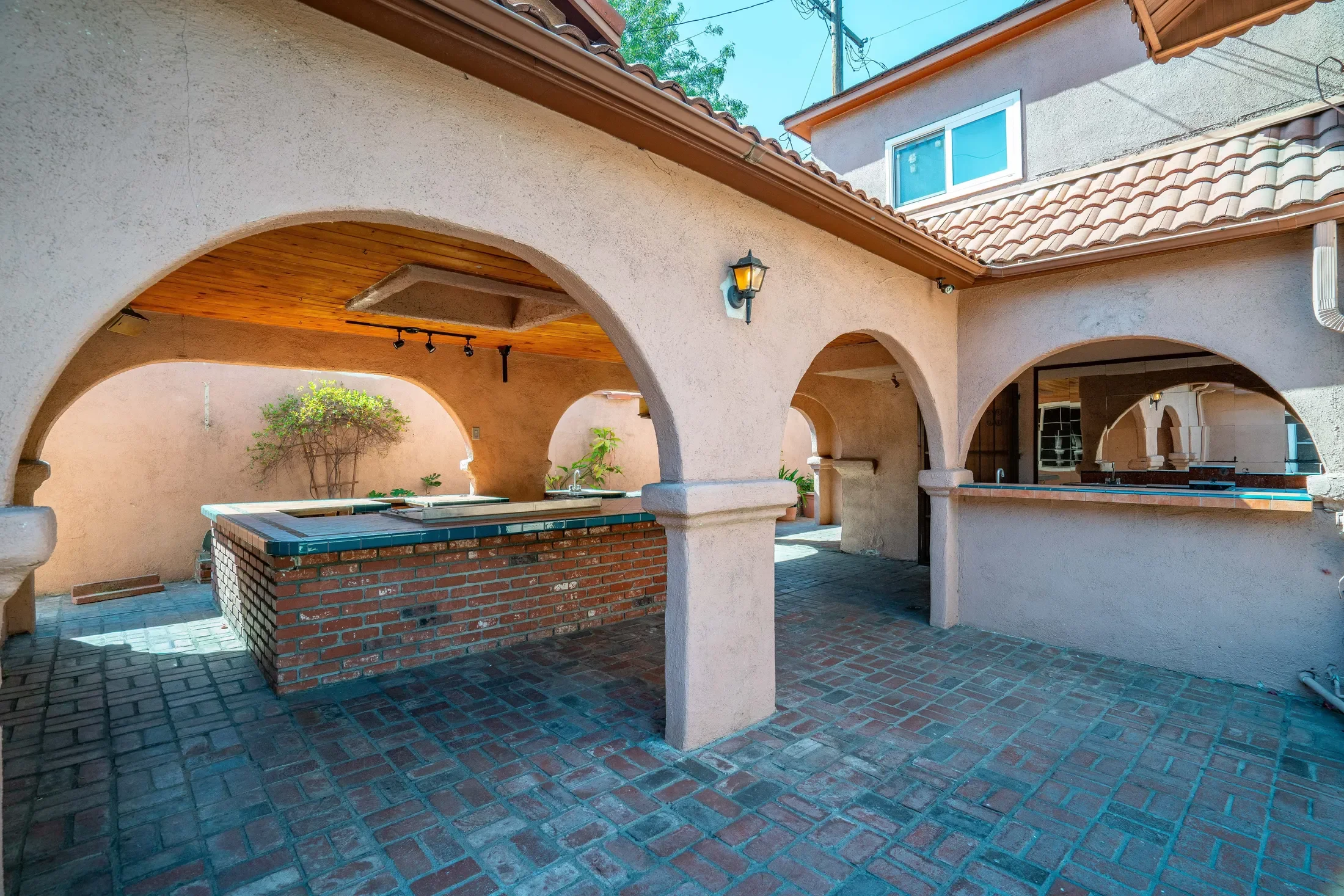 2013 South Palm Avenue , Alhambra, CA 91803, Alhambra, California, United States. - Photo 38