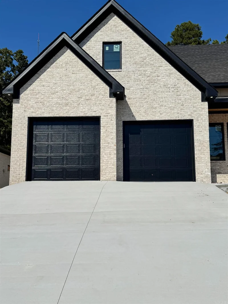 112 Bear Den Court, Little Rock, AR 72223, Little Rock, Arkansas, United States. - Photo 9