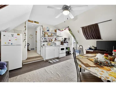 Thumbnail 36
