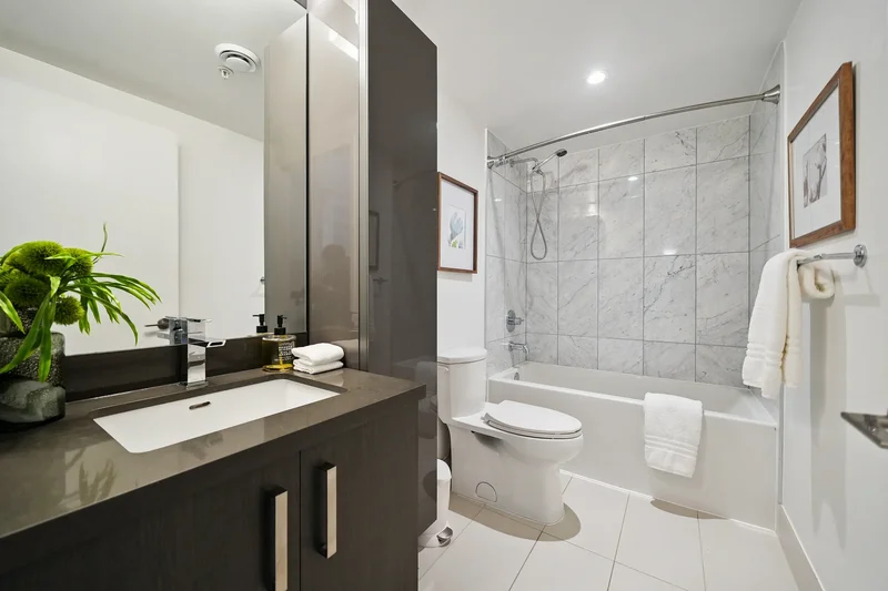 455 Front St E  S318, Toronto, ON M5A 0G2, Toronto, Ontario, Canada. - Photo 11
