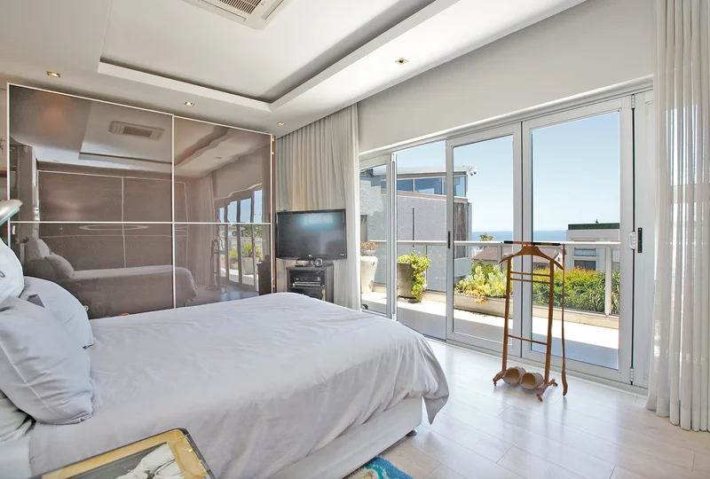 60 Ocean View Dr, Sea Point, Cape Town, 8060, South Africa, Cape Town, Western Cape, South Africa. - Photo 26