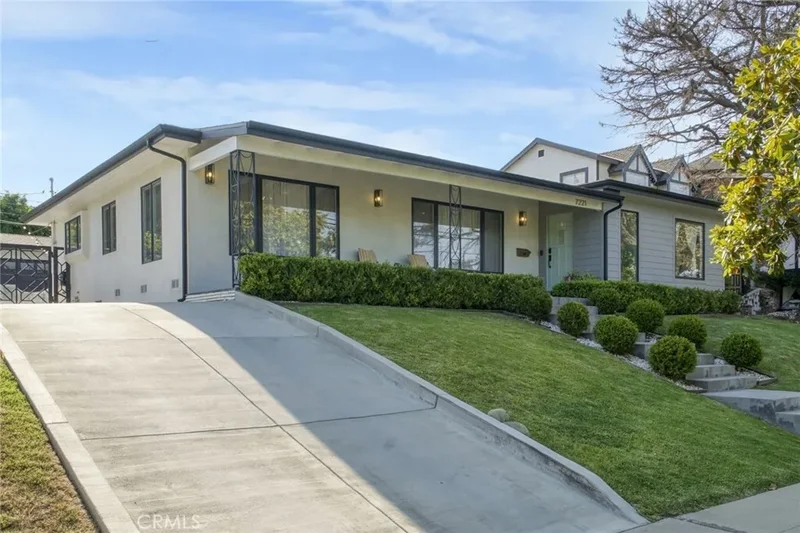 7221 Arizona Ave, Los Angeles, CA 90045, Los Angeles, California, United States. - Photo 16