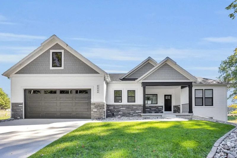 9444 Stonebridge Drive, Canadian Lakes, MI 49346, Stanwood, Michigan, United States. - Photo 23