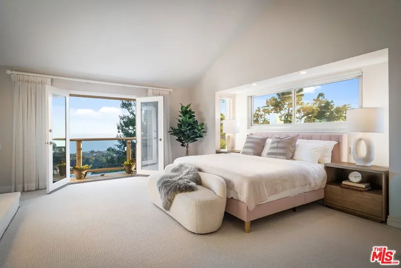 23255 W Paloma Blanca Drive, Malibu, California, United States. - Photo 19