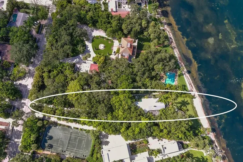 3301 Bay Shore Road, Sarasota, FL 34234, Sarasota, Florida, United States. - Photo 15