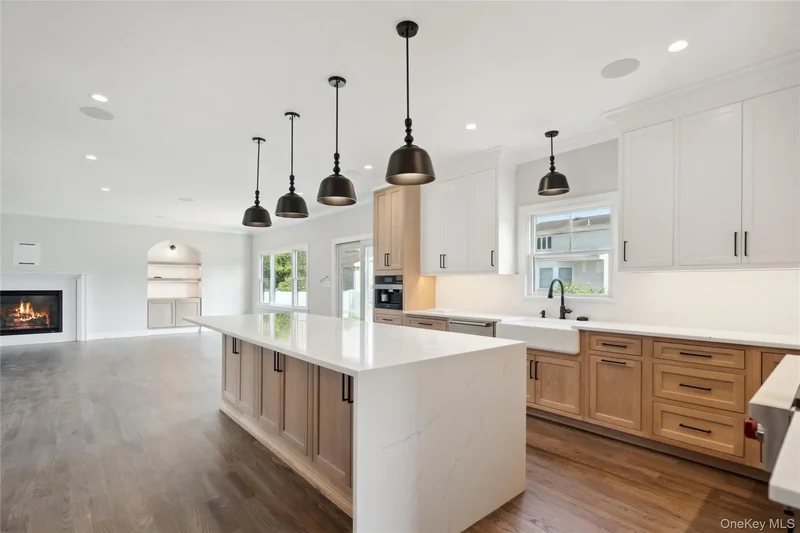 102 Boston Avenue, Massapequa, New York, United States. - Photo 6