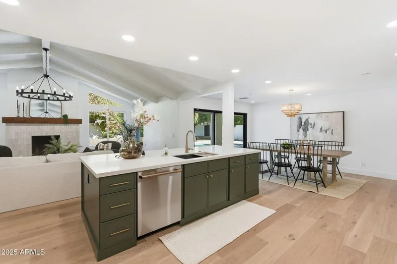 6638 E Monterosa Street, Scottsdale, Arizona, United States. - Photo 17