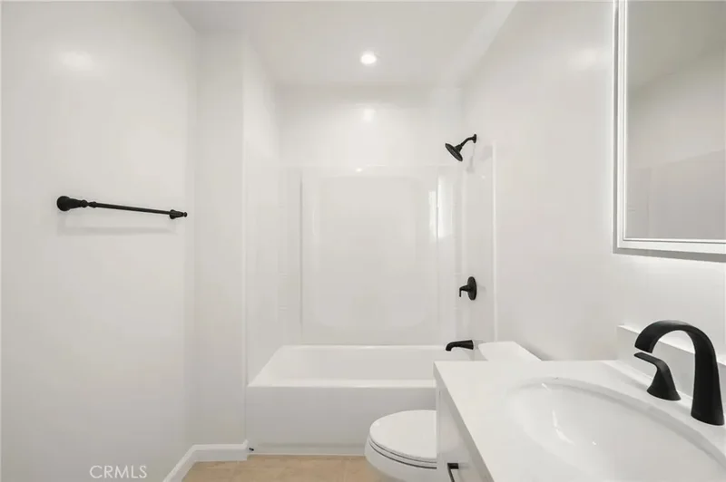 1523 Rock Glen Avenue, Glendale, California, United States. - Photo 15