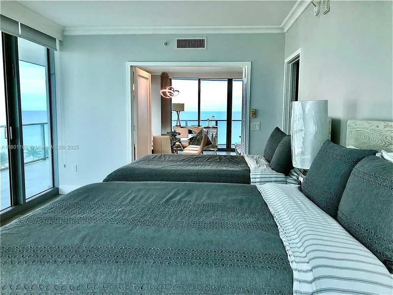3101 S Ocean Dr 801, Hollywood, Florida, United States. - Photo 4