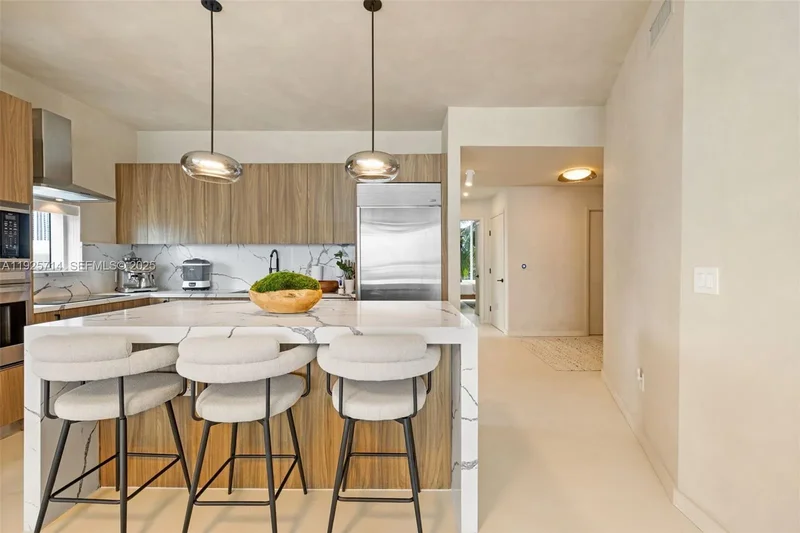 2020 N Bayshore Dr 810, Miami, Florida, United States. - Photo 9
