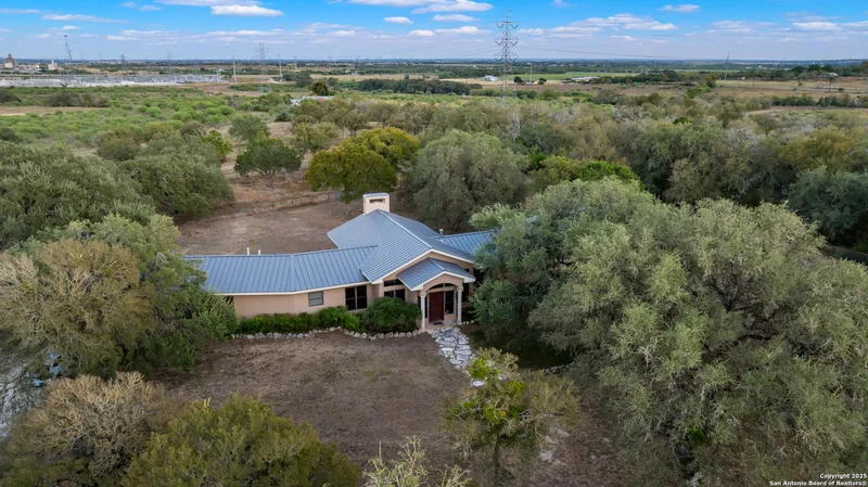 4025 Marion, Seguin, Texas, United States. - Photo 58