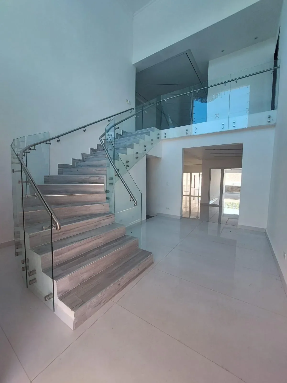 Gallery photo 3