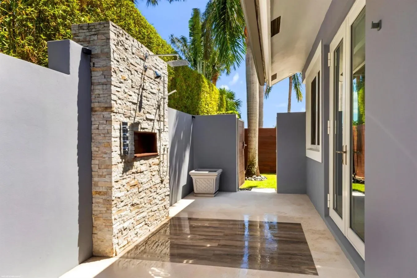 2440 Golf Brook Drive, Wellington, Florida, United States. - Photo 8