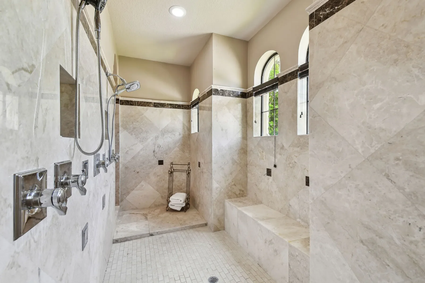 17005 Madres De Avila, Tampa, FL 33613, Tampa, Florida, United States. - Photo 33