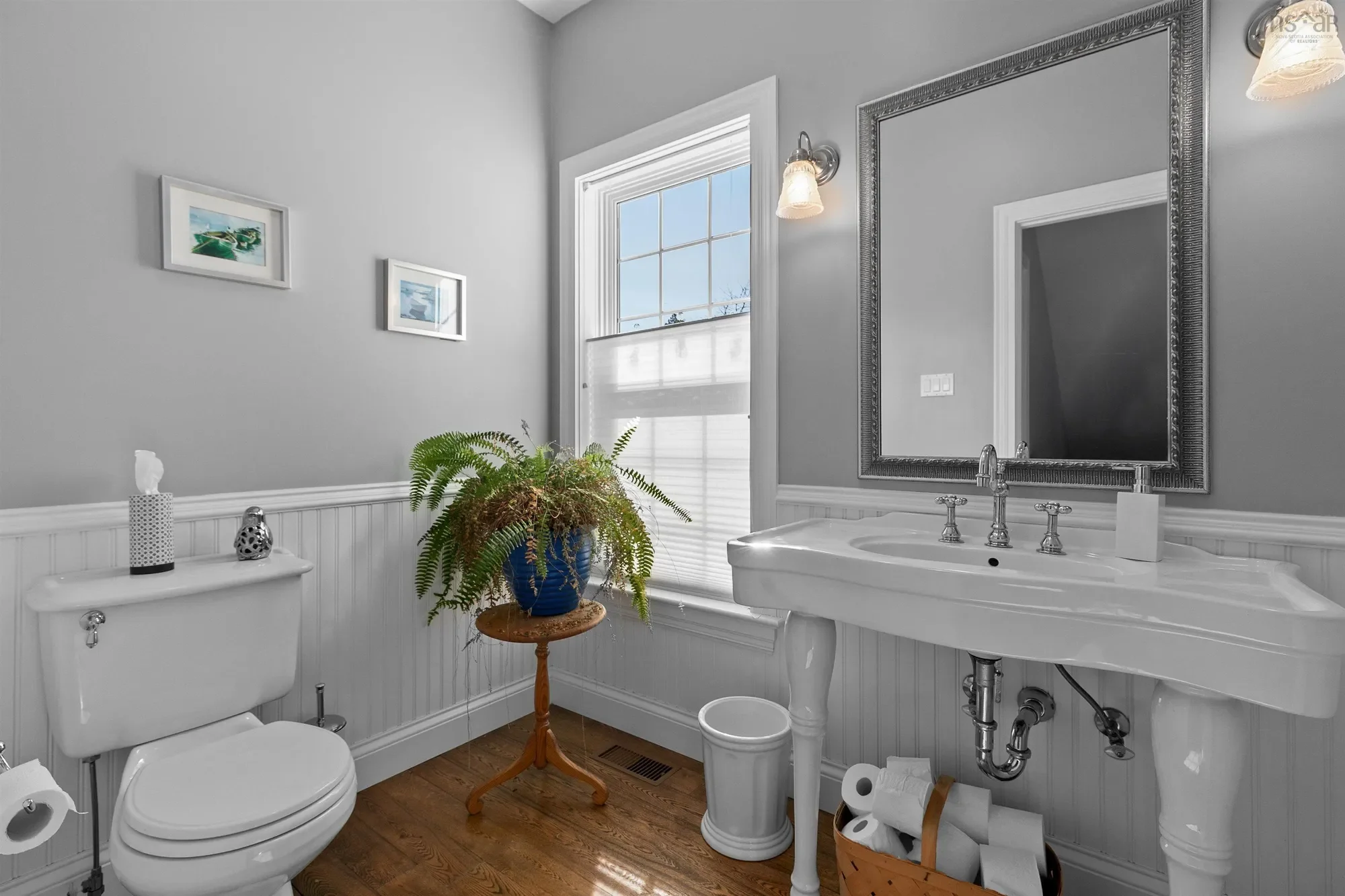 Gallery photo 4