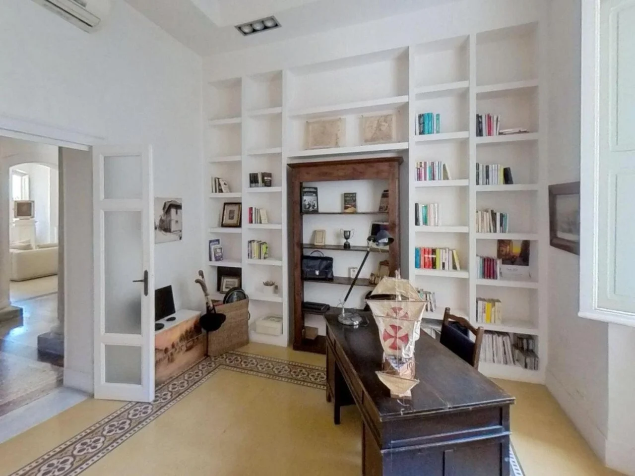 Gallery photo 8