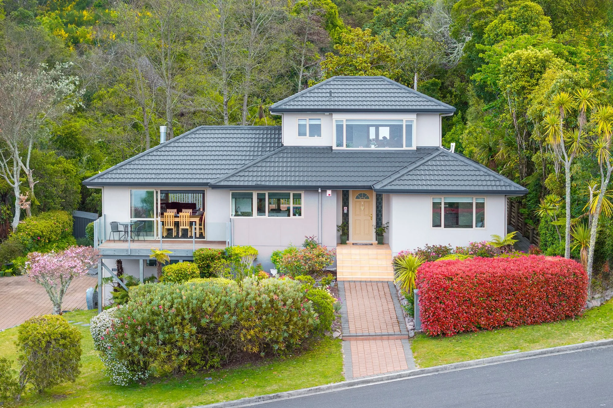 Exterior photo 10
