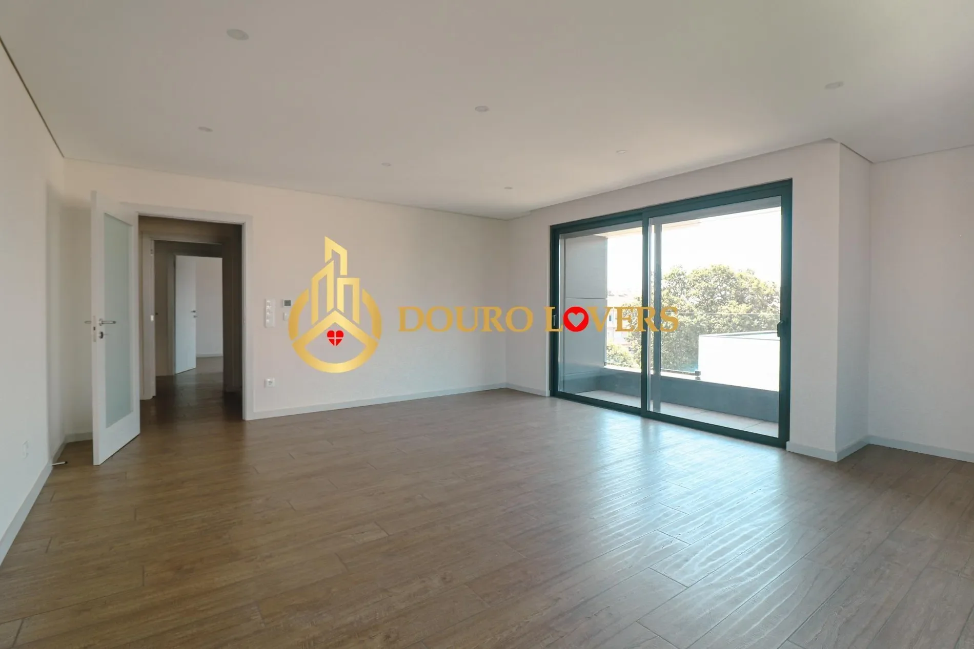 Gallery photo 7