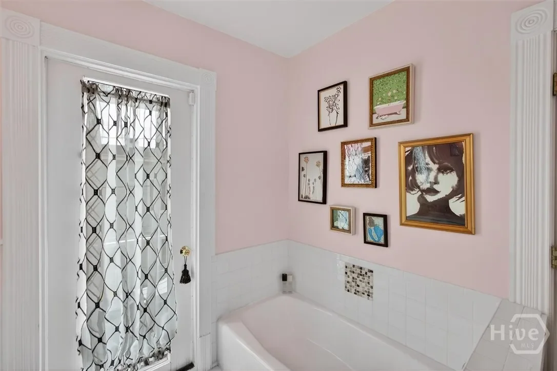 610 Habersham Street, Savannah, Georgia, United States. - Photo 28