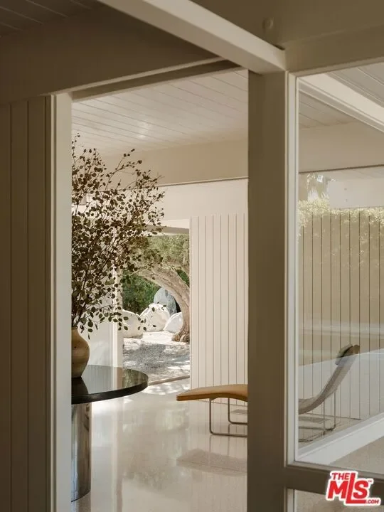 1272 E Verbena Drive, Palm Springs, California, United States. - Photo 7