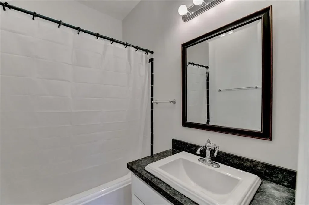 1926 N Decatur Road NE, Atlanta, Georgia, United States. - Photo 23