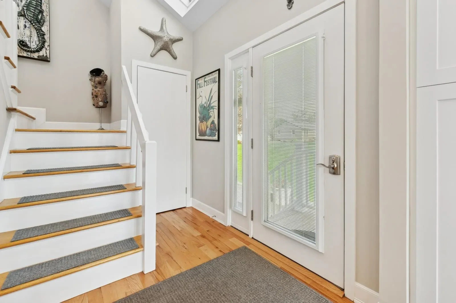 81 Beach Road, Aquebogue, New York, United States. - Photo 14