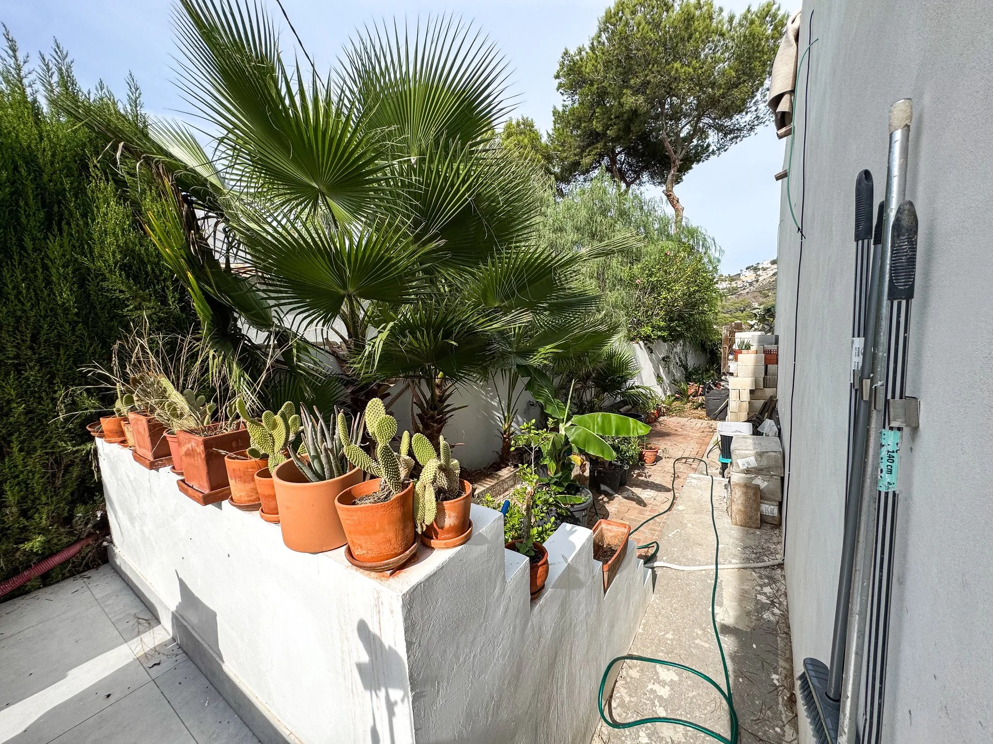 Exterior photo 10