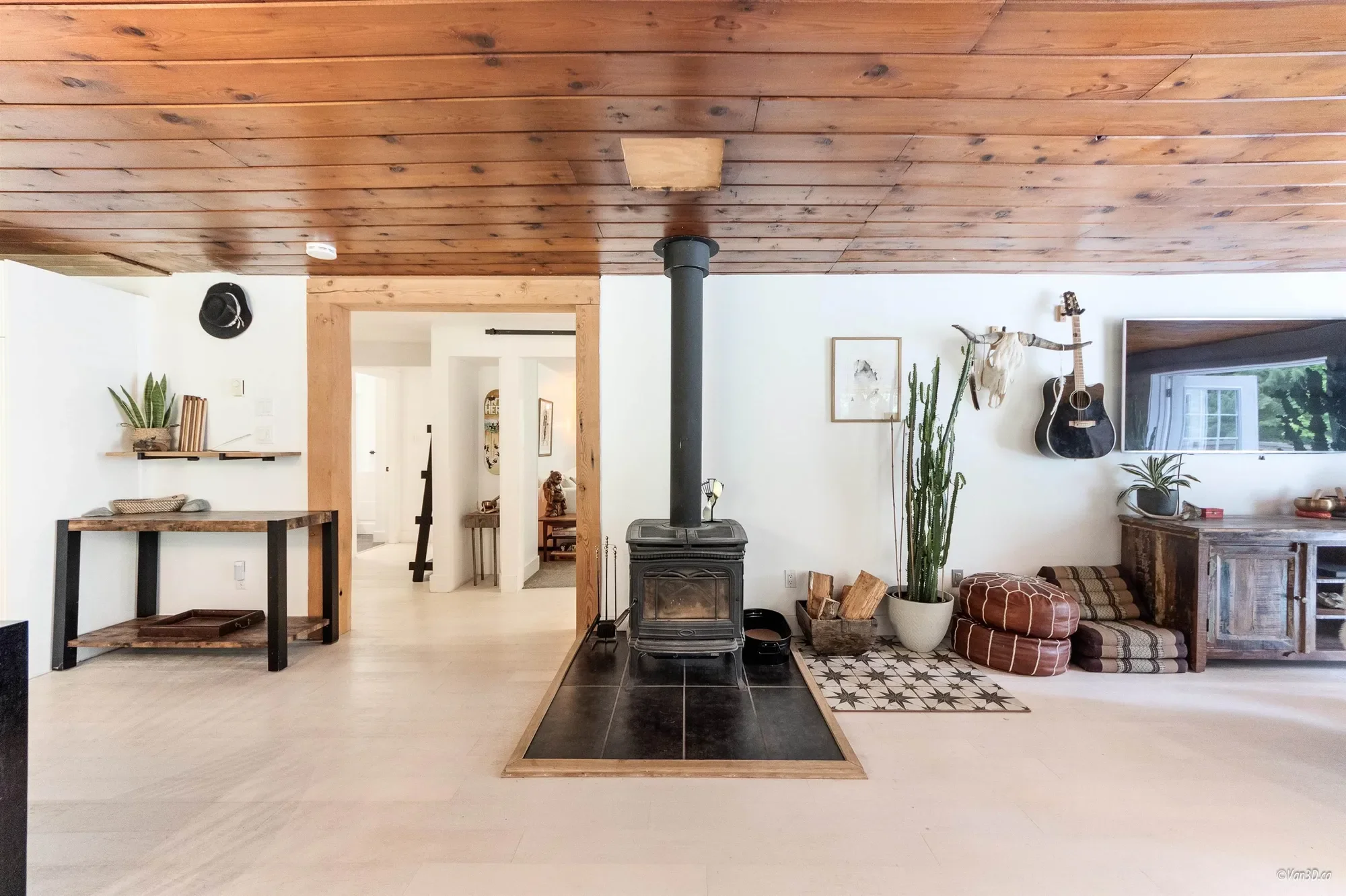 14848 Squamish Valley Road, Upper Squamish, British Columbia, Canada. - Photo 32