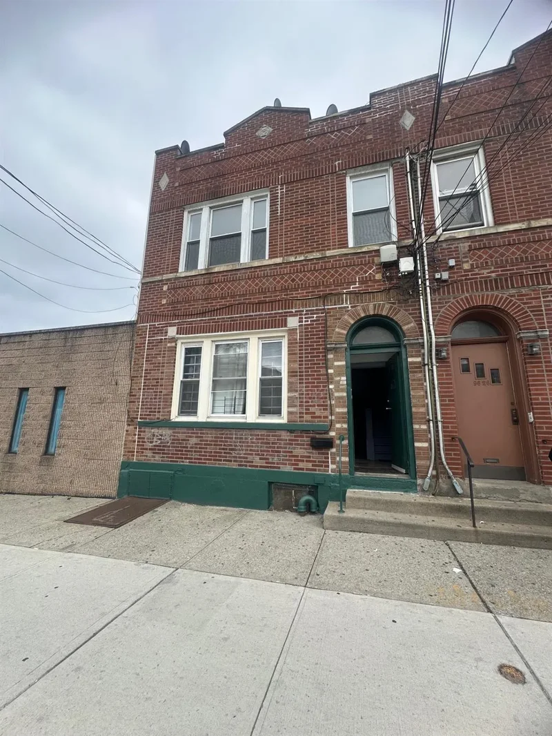 9628 Corona Avenue, New York, New York, United States. - Photo 5