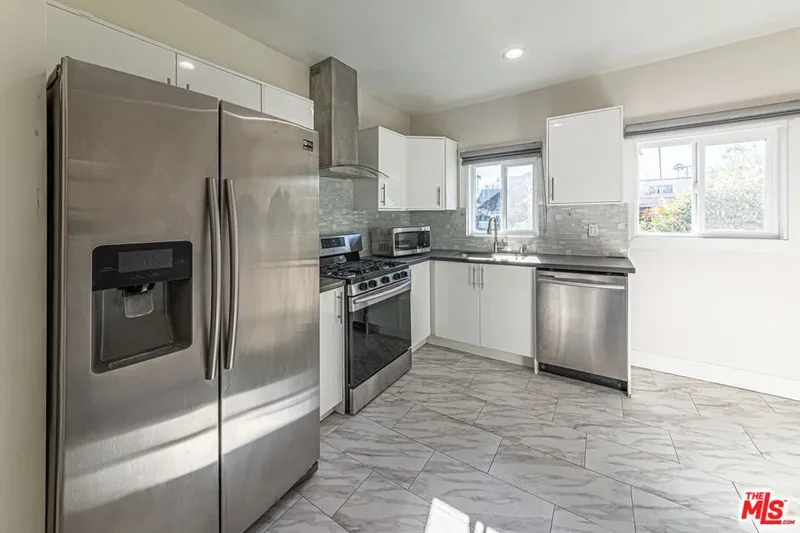 801 N Alexandria Avenue, Los Angeles, California, United States. - Photo 50