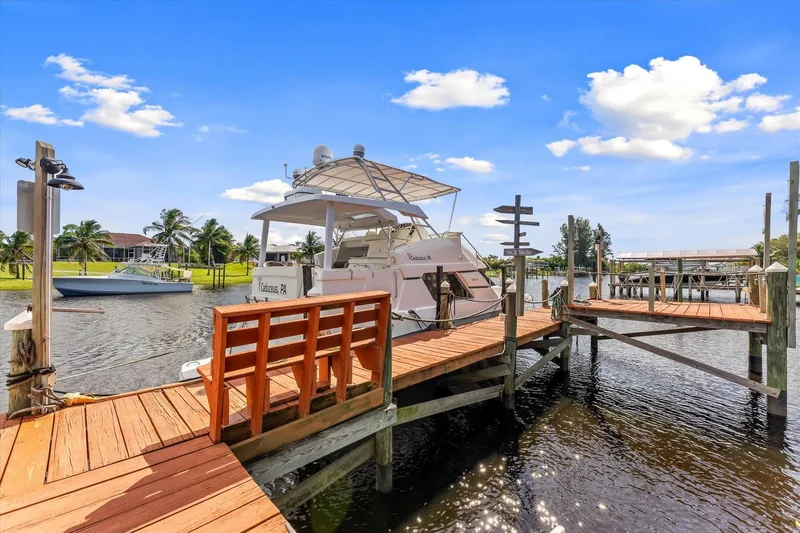 2674 SE Erickson Drive, Port St. Lucie, Florida, United States. - Photo 39