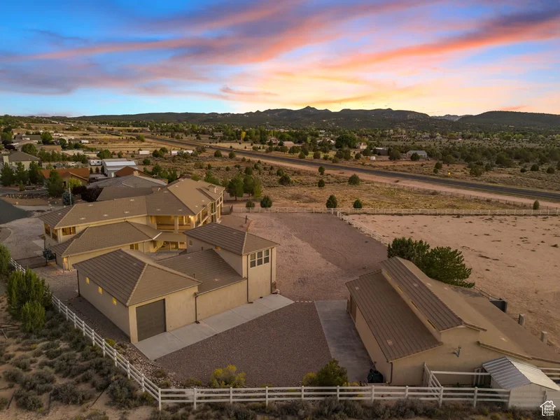 533 W CANYON TRL, Dammeron Valley, Utah, United States. - Photo 5