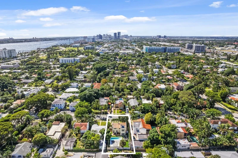 419 30th Street, West Palm Beach, Florida, United States. - Photo 15