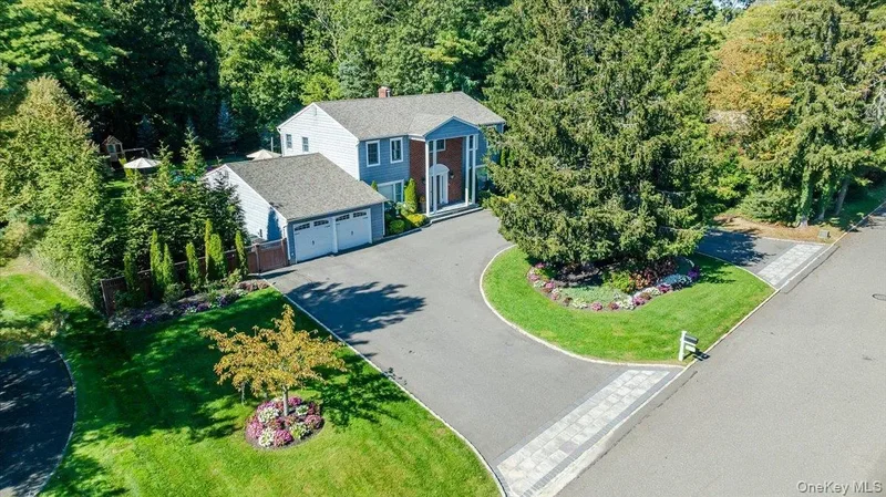 75 Karol Place, Muttontown, NY 11753, Muttontown, New York, United States. - Photo 26