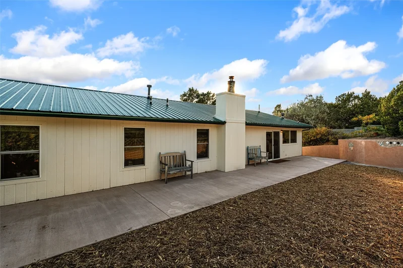 2211 Portavela Street , Santa Fe, NM 87505, Santa Fe, New Mexico, United States. - Photo 22