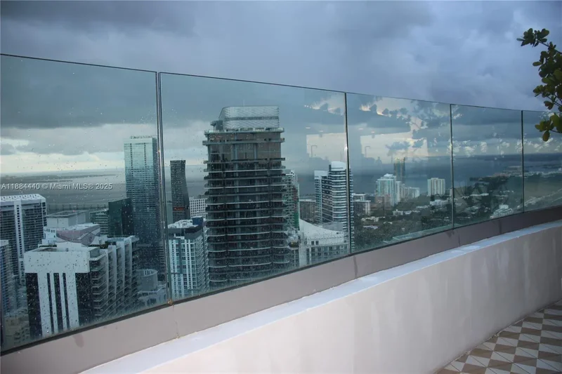 801 S Miami Ave 5508, Miami, Florida, United States. - Photo 30