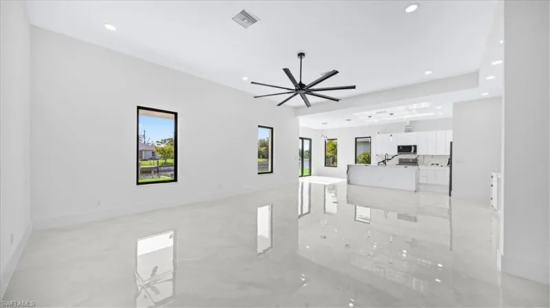 526 SE 4th ST, CAPE CORAL, FL 33990, Cape Coral, Florida, United States. - Photo 34